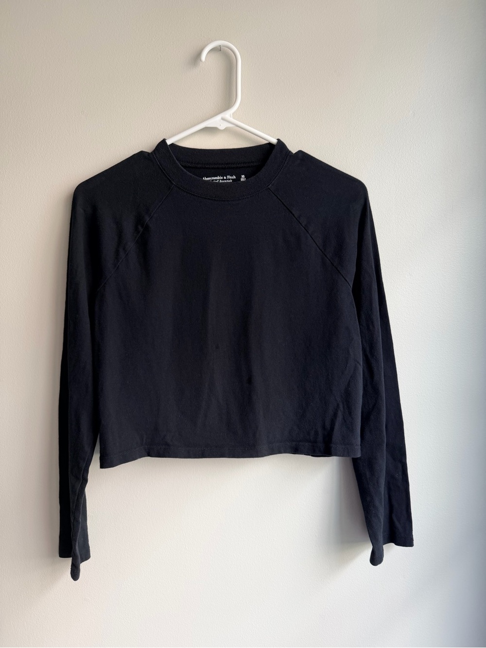 Abercrombie & Fitch Black Long Sleeve Tee